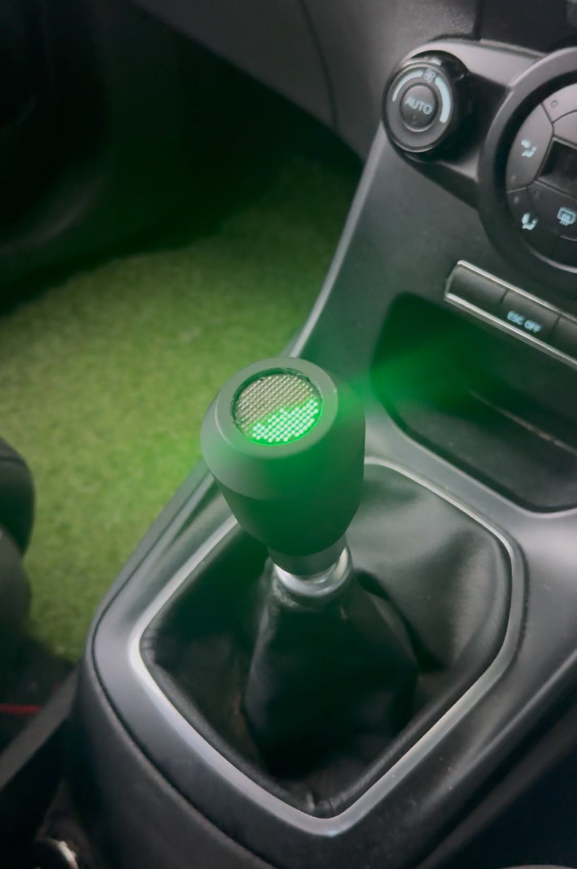 Green LED shifter
